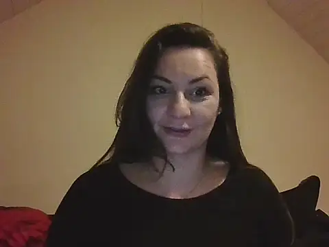 Snapshot of casssymooon chatting on December 2, 9:54 pm casssymooon online show from December 2, 9:54 pm