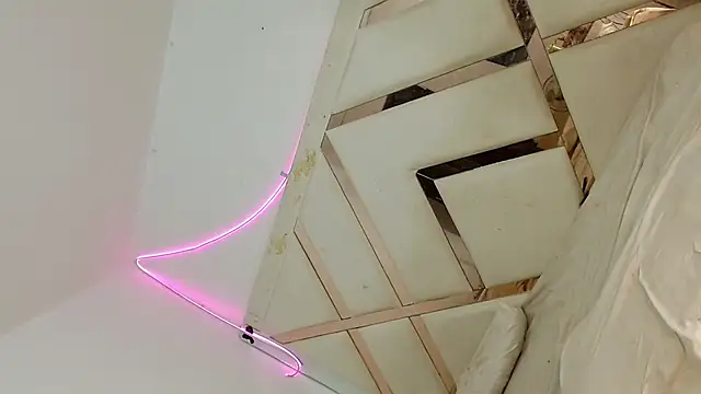 vahileht smith online show from February 18, 7:54 am