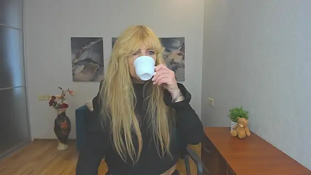 Anna Diax online show from June 4, 11:38 am