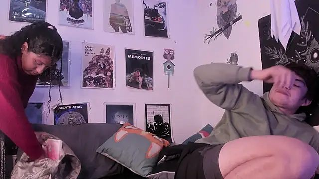 hothoneychile online show from February 14, 12:30 am