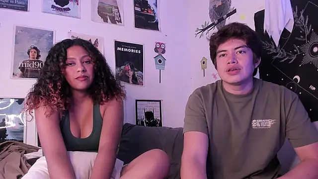 hothoneychile online show from March 7, 2:04 am