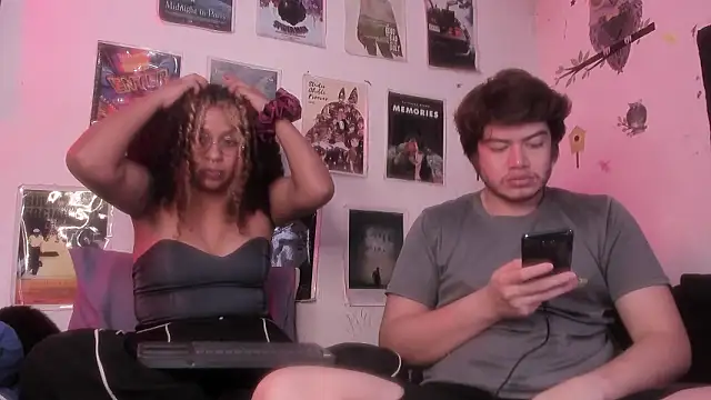 hothoneychile online show from February 2, 2:21 am