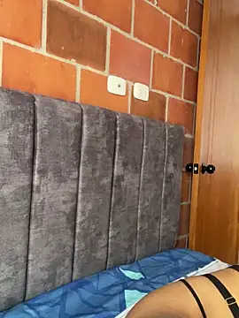 RoxyRoss  online show from March 4, 3:15 pm