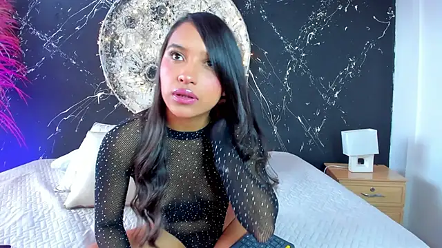 RoxyRoss  online show from December 2, 2:34 pm