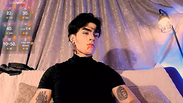 Snapshot of Mathew_stardust chatting on October 31, 1:50 am Mathew stardust online show from October 31, 1:50 am