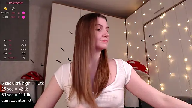 Snapshot of your_jane chatting on November 8, 7:34 pm your jane online show from November 8, 7:34 pm