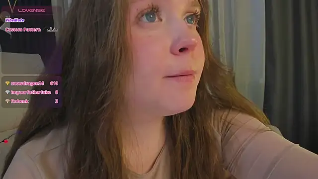 Snapshot of SunnyRisha chatting on January 9, 8:55 am SunnyRisha online show from January 9, 8:55 am