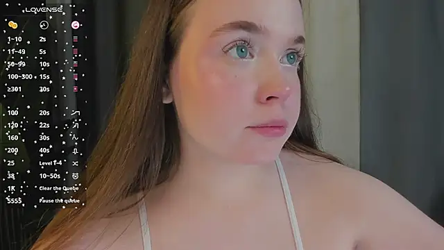 Snapshot of SunnyRisha chatting on January 31, 12:51 pm SunnyRisha online show from January 31, 12:51 pm