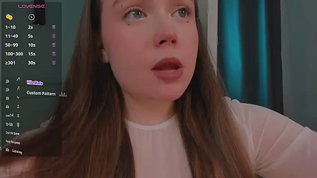 Snapshot of SunnyRisha chatting on February 26, 6:15 am SunnyRisha online show from February 26, 6:15 am