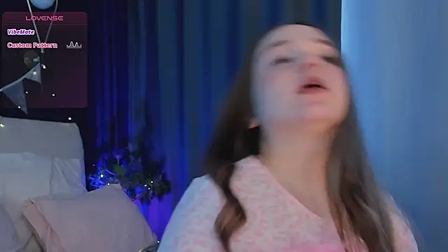 Snapshot of SunnyRisha chatting on March 22, 6:00 am SunnyRisha online show from March 22, 6:00 am