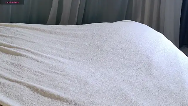 Snapshot of SunnyRisha chatting on October 6, 5:16 am SunnyRisha online show from October 6, 5:16 am