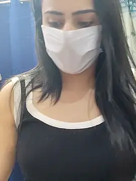 Snapshot of Mylovesana chatting on November 4, 10:36 am Mylovesana online show from November 4, 10:36 am