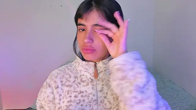 Snapshot of CelesteXCute chatting on February 7, 12:28 pm CelesteXCute online show from February 7, 12:28 pm