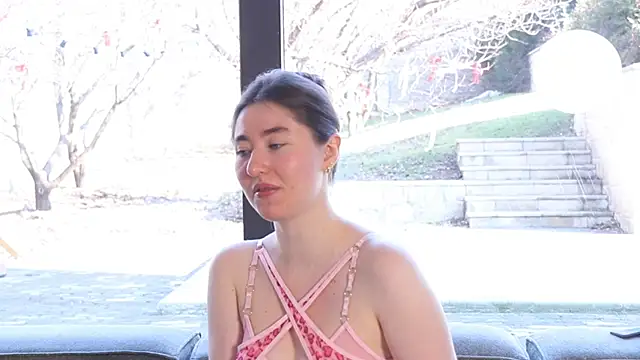 Snapshot of GentleSparkMay chatting on December 21, 9:44 am GentleSparkMay online show from December 21, 9:44 am