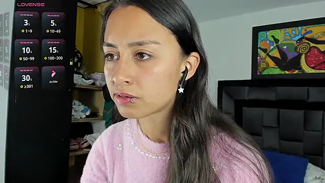 tatiana valencia online show from March 1, 2:55 pm