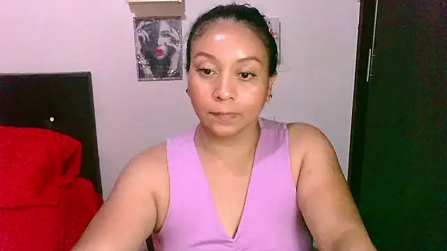 zaray bella online show from November 18, 10:25 pm