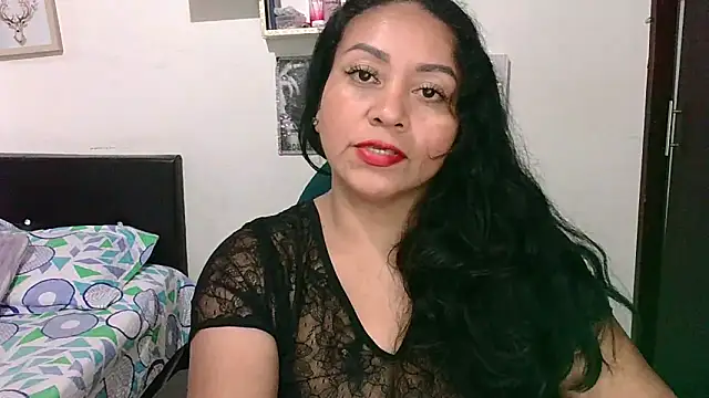zaray bella online show from June 7, 8:45 pm