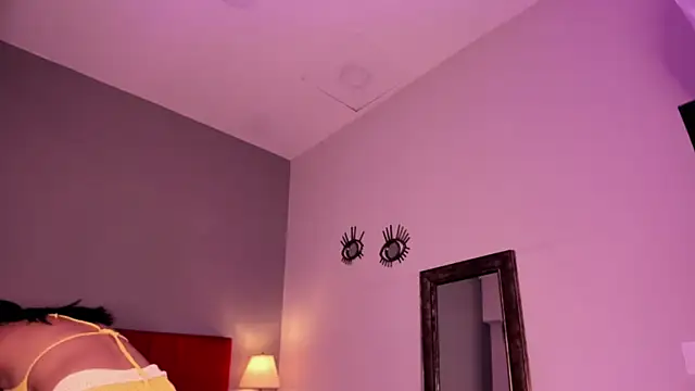 Snapshot of Giovanna_oliveira chatting on November 8, 6:02 am Giovanna oliveira online show from November 8, 6:02 am