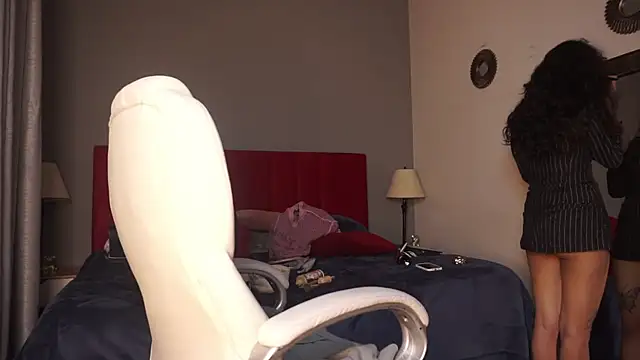 Snapshot of Giovanna_oliveira chatting on July 4, 7:47 am Giovanna oliveira online show from July 4, 7:47 am