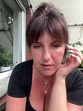 Snapshot of NatiLove35 chatting on July 2, 5:30 pm NatiLove35 online show from July 2, 5:30 pm