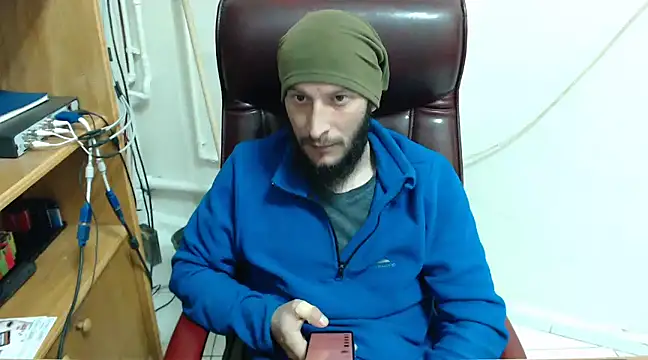 hardbigcock16 online show from January 21, 9:57 am