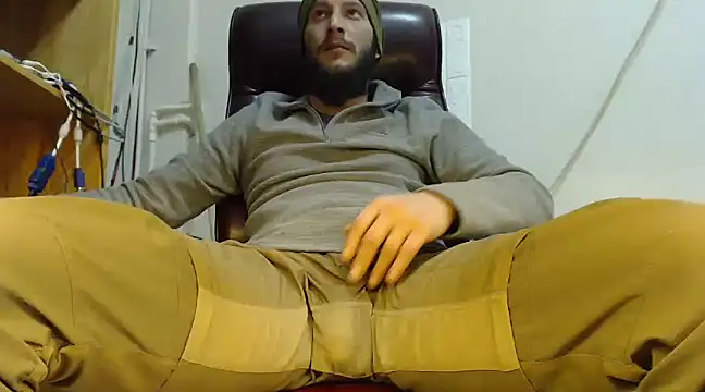 hardbigcock16 online show from January 22, 1:32 pm