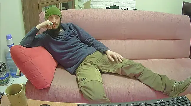 hardbigcock16 online show from February 5, 9:15 am