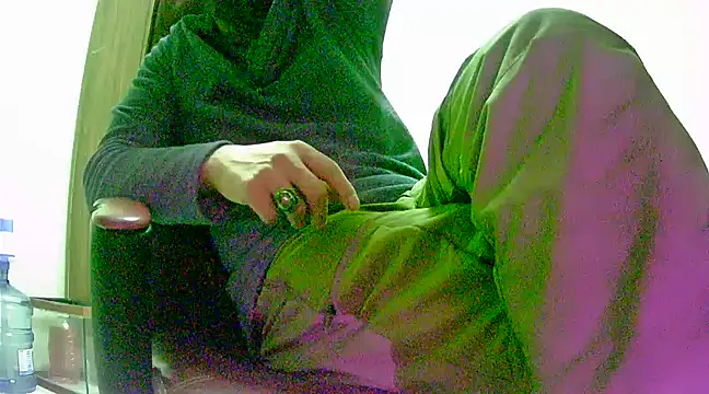 hardbigcock16 online show from February 5, 12:17 pm