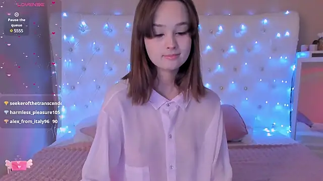 Snapshot of Mary_uw chatting on February 2, 3:21 am Mary uw online show from February 2, 3:21 am