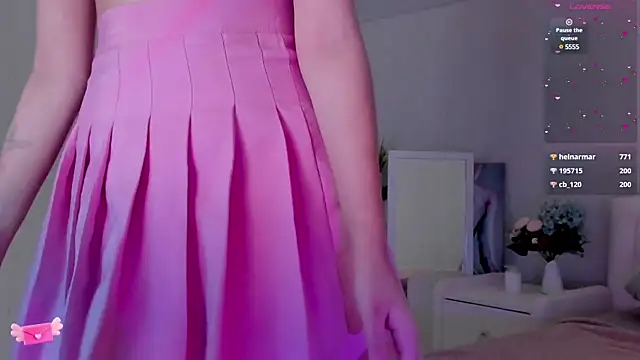 Snapshot of Mary_uw chatting on March 13, 9:43 am Mary uw online show from March 13, 9:43 am