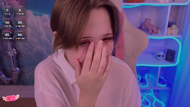 Snapshot of Mary_uw chatting on October 31, 3:07 am Mary uw online show from October 31, 3:07 am