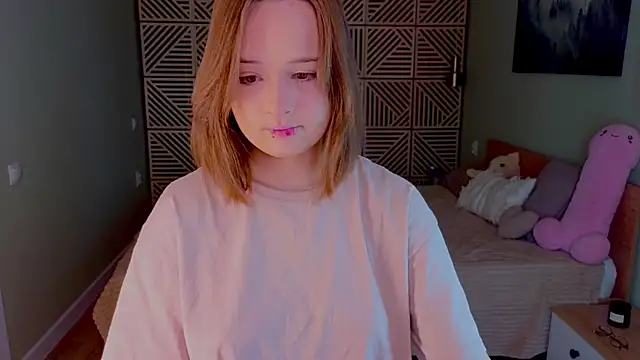 Mary uw online show from June 24, 4:33 am