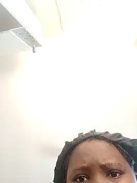 queenxdede online show from February 12, 12:00 pm