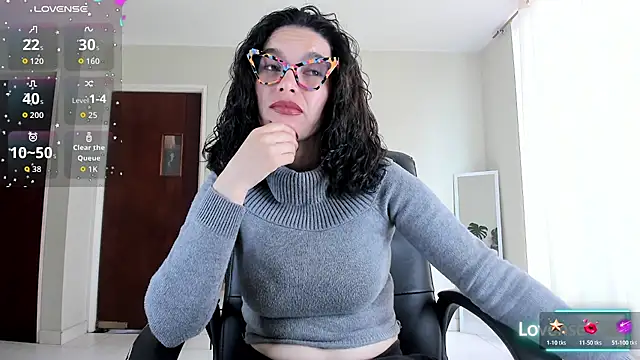 Snapshot of paulinabarnett- chatting on June 26, 3:05 pm paulinabarnett- online show from June 26, 3:05 pm