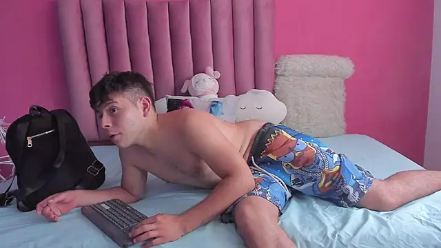 JustiinJazmin online show from January 13, 7:42 pm