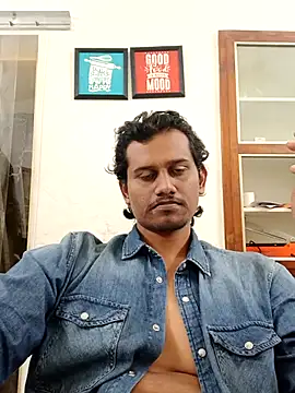 Snapshot of Long_Laster chatting on February 18, 1:44 pm Long Laster online show from February 18, 1:44 pm