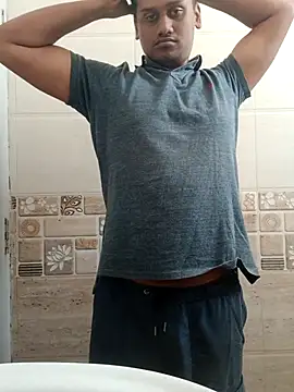 Snapshot of Long_Laster chatting on November 26, 5:08 am Long Laster online show from November 26, 5:08 am