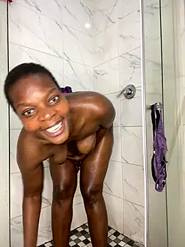 Snapshot of Cocowett chatting on December 16, 12:48 am Cocowett online show from December 16, 12:48 am