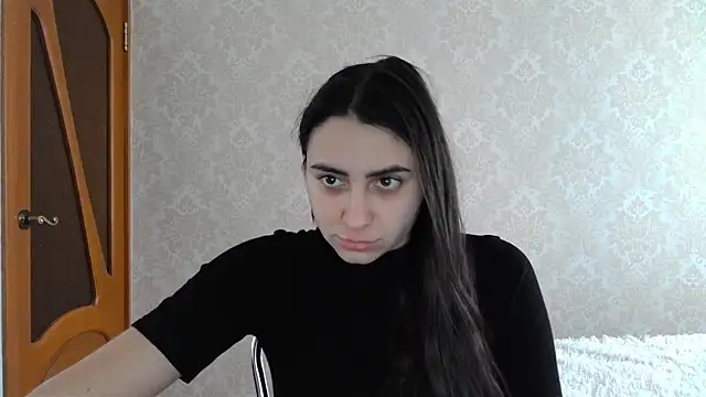 Snapshot of Kashtanka_ chatting on February 24, 7:44 am Kashtanka online show from February 24, 7:44 am