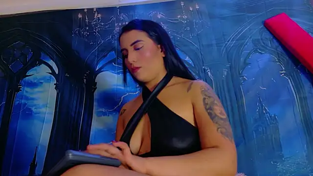 MeliizaQueen online show from May 26, 2:35 pm