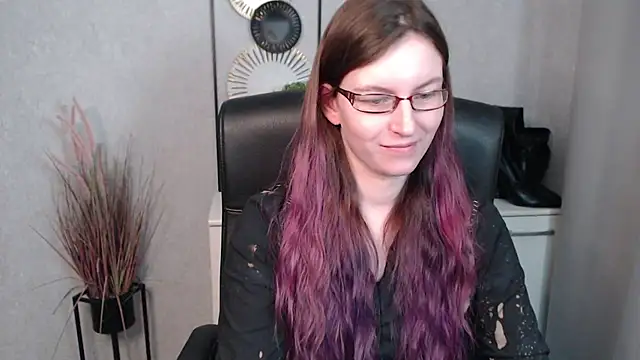 emmaxDelight online show from February 25, 12:34 pm