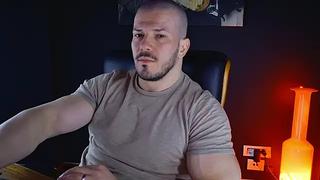 Snapshot of AngeloEric chatting on January 23, 5:56 am AngeloEric online show from January 23, 5:56 am