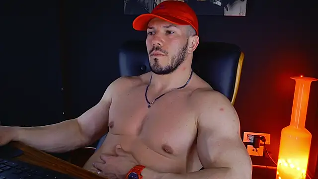 Snapshot of AngeloEric chatting on March 18, 2:37 pm AngeloEric online show from March 18, 2:37 pm