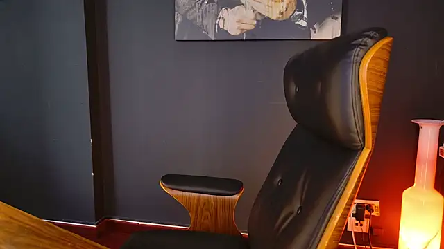 Snapshot of AngeloEric chatting on September 27, 12:21 pm AngeloEric online show from September 27, 12:21 pm