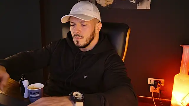 AngeloEric online show from December 5, 12:25 pm