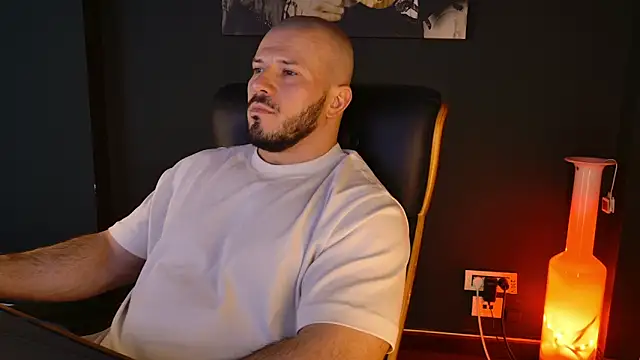 AngeloEric online show from February 10, 11:36 am