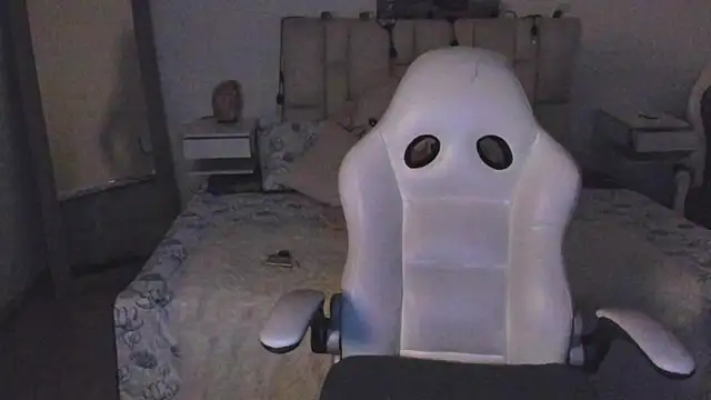 Snapshot of zoe_turnner_18 chatting on November 14, 11:42 am zoe turnner 18 online show from November 14, 11:42 am