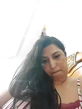 Snapshot of jijijoudia chatting on December 9, 12:56 am jijijoudia online show from December 9, 12:56 am