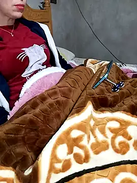 Snapshot of jijijoudia chatting on January 18, 8:51 pm jijijoudia online show from January 18, 8:51 pm