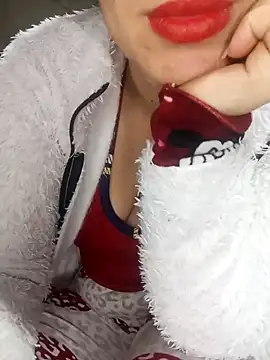 Snapshot of jijijoudia chatting on January 22, 7:03 pm jijijoudia online show from January 22, 7:03 pm